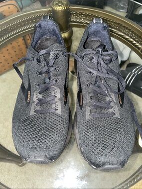 Brooks Black Knit levitate 3 limited edition